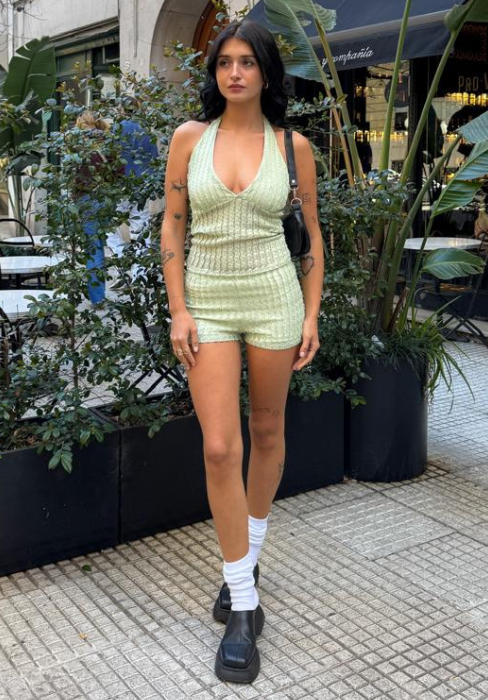 SHORT GRECIA