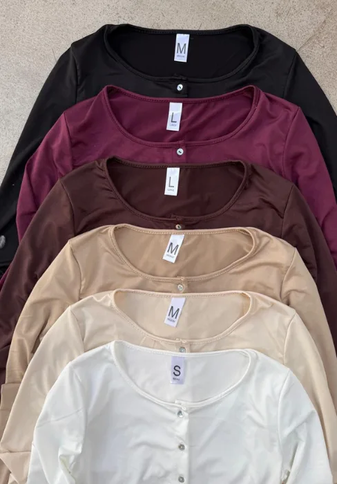 Alternative view of CAMISETA ANVI