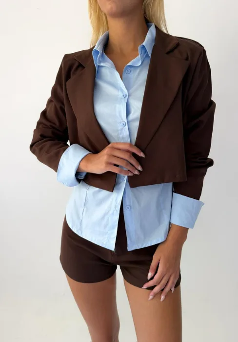 Alternative view of CAMISA ALBA