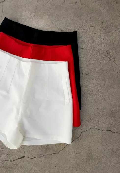 Alternative view of SHORT 4 PINZAS